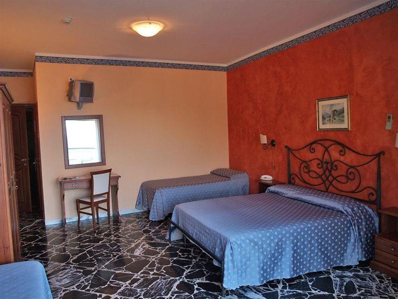Hotel Residence Costa Azzurra Capo Vaticano Exterior photo