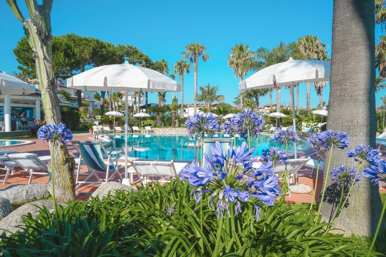 Hotel Residence Costa Azzurra Capo Vaticano Exterior photo